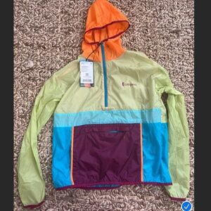Cotopaxi women's windbreaker